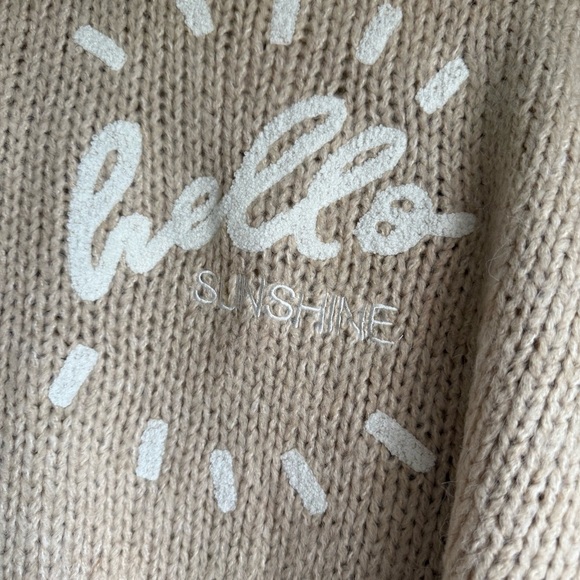 Saltwater Luxe Size L Hello Sunshine Cardigan Sweater in Beige and Stripes NEW! - Picture 4 of 7